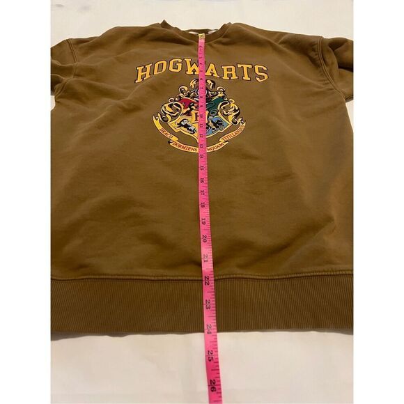 Harry Potter Hogwarts brown crewneck sweatshirt - Picture 4 of 5